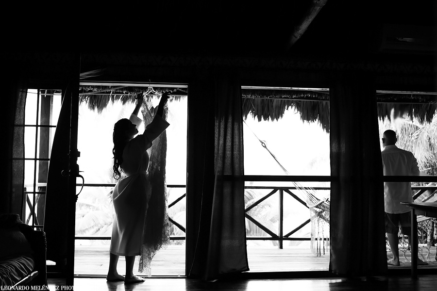 Belize wedding, Portofino Resort, Ambergris Caye. Belize wedding photographer, Leonardo Melendez.
