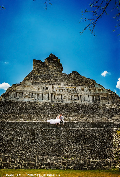 Xunantunich Mayan Ruins wedding photography - Day After Session. Belize wedding photography by Leonardo Melendez Photography.