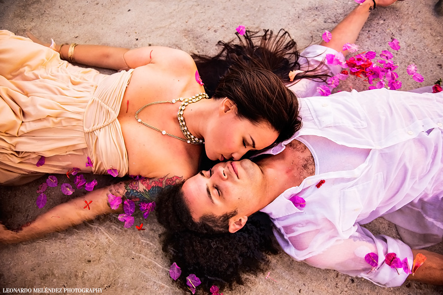 Belize Sandbar wedding by Leonardo Melendez Photography