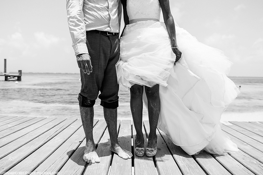 Belize beach wedding. Leonardo Melendez Photography.