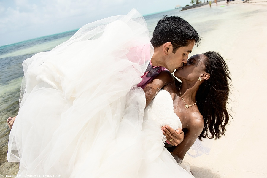 Belize wedding. Leonardo Melendez Photography.