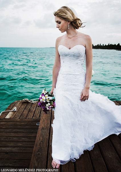 Grand Caribe Resort wedding. Belize wedding photography, Leonardo Melendez Photography.